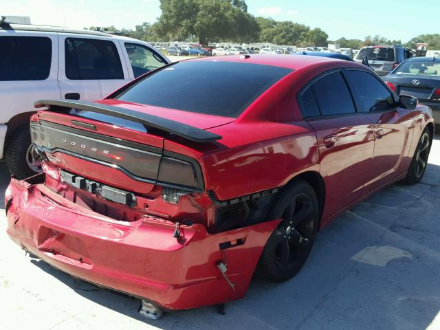 2C3CDXHG3DH552559 - 2013 DODGE CHARGER SX RED photo 4