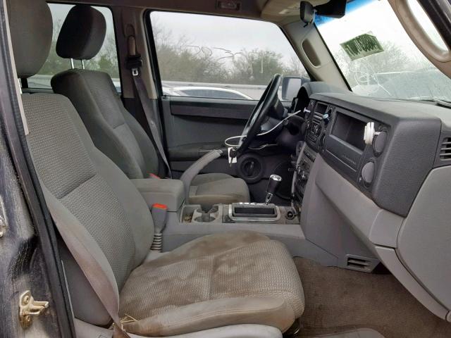 1J8HG48K17C626430 - 2007 JEEP COMMANDER CHARCOAL photo 5