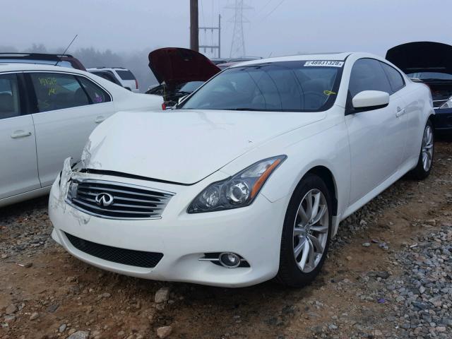 JN1CV6EK0DM920675 - 2013 INFINITI G37 JOURNE WHITE photo 2