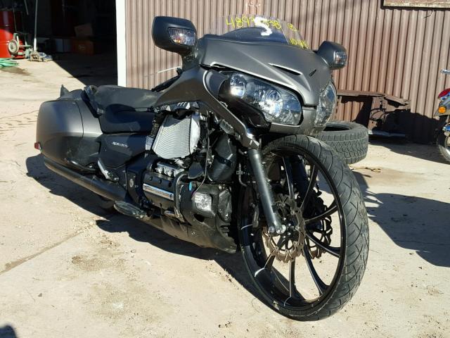 JH2SC6812GK300533 - 2016 HONDA GL1800 B CHARCOAL photo 1