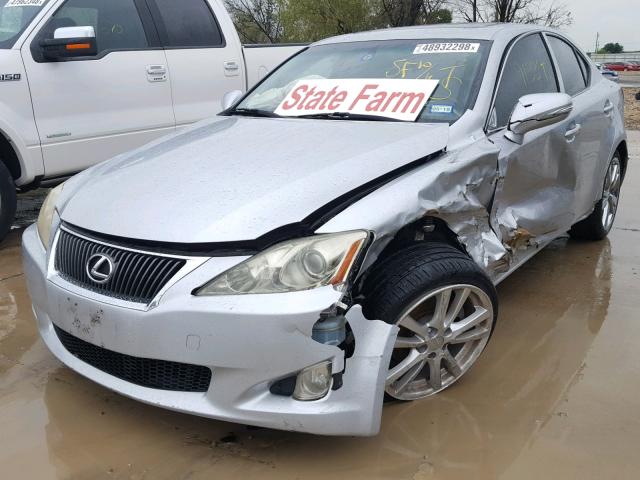 JTHBF5C25A5118923 - 2010 LEXUS IS 250 SILVER photo 2