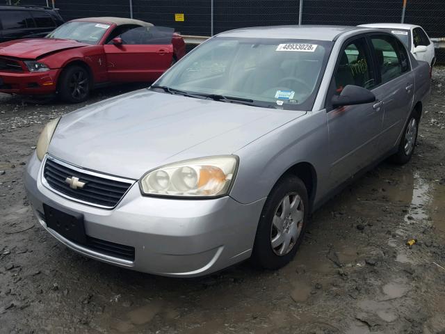 1G1ZS58F58F126167 - 2008 CHEVROLET MALIBU LS SILVER photo 2