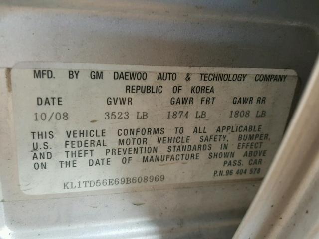 KL1TD56E69B608969 - 2009 CHEVROLET AVEO LS SILVER photo 10