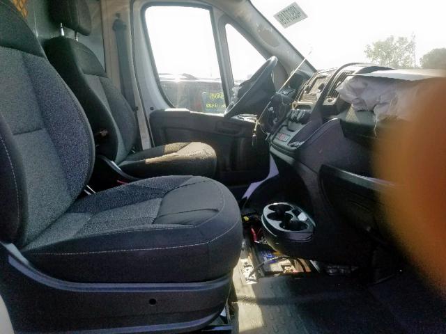 3C6TRVDG7JE124757 - 2018 RAM PROMASTER 白色 照片 5