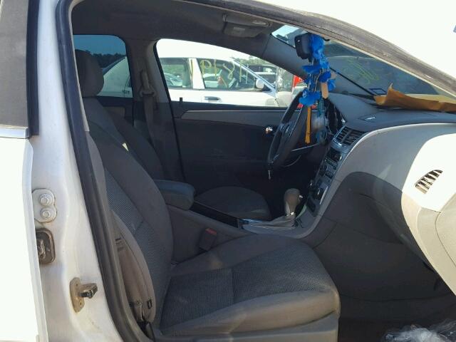 1G1ZC5E15BF363867 - 2011 CHEVROLET MALIBU 1LT WHITE photo 5