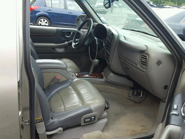 1GKDT13W6W2951254 - 1998 GMC ENVOY SILVER photo 5