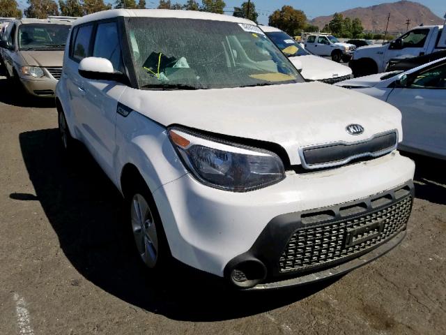 KNDJN2A22G7319354 - 2016 KIA SOUL WHITE photo 1