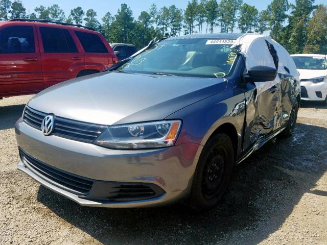 3VW1K7AJ0EM443023 - 2014 VOLKSWAGEN JETTA BASE 灰色 照片 2