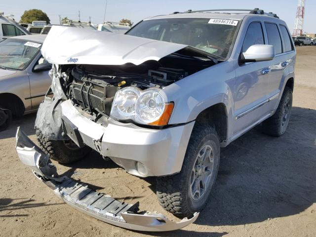 1J8HR68258C122230 - 2008 JEEP GRAND CHER SILVER photo 2