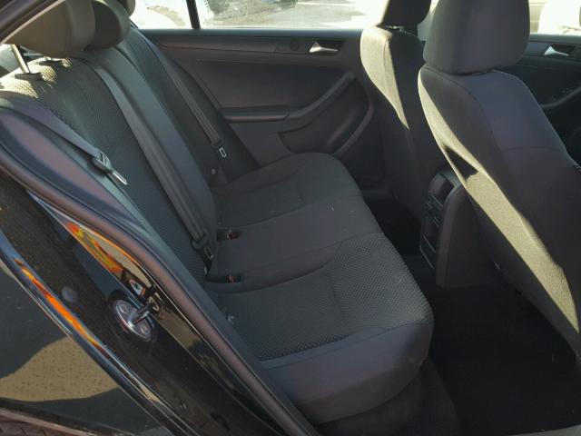 3VW2K7AJ1DM413502 - 2013 VOLKSWAGEN JETTA BASE შავი ფოტო 6
