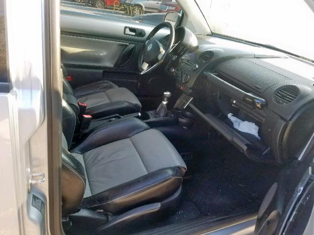 3VWFE21C32M440825 - 2002 VOLKSWAGEN NEW BEETLE ვერცხლისფერი ფოტო 5