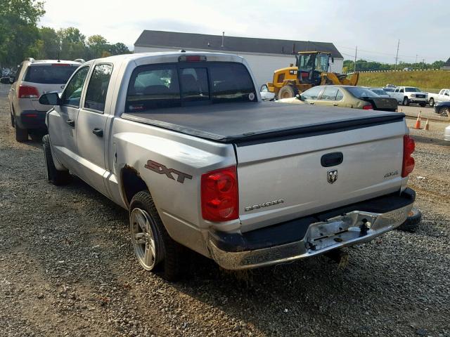 1D7HW28K67S270647 - 2007 DODGE DAKOTA QUA SILVER photo 3