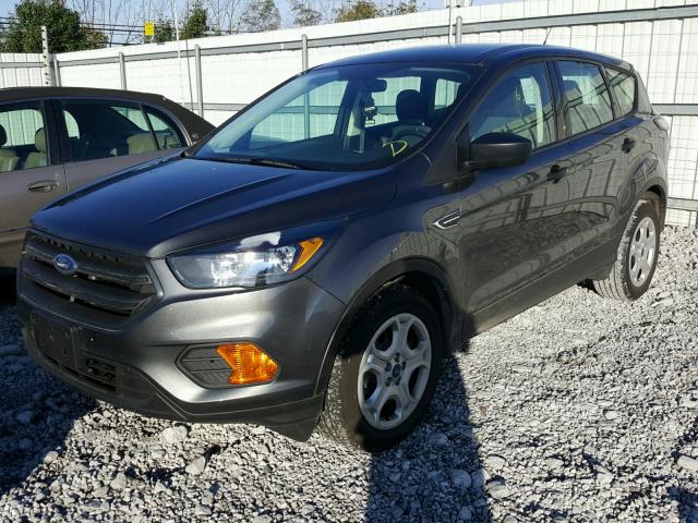 1FMCU0F79JUA08223 - 2018 FORD ESCAPE S GRAY photo 2