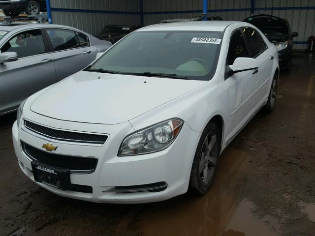 1G1ZC5E06CF280604 - 2012 CHEVROLET MALIBU 1LT WHITE photo 2