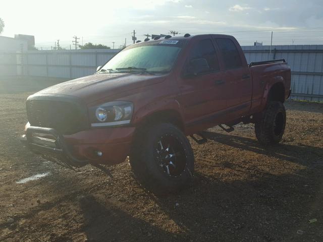 3D7KS28C36G288880 - 2006 DODGE RAM 2500 S წითელი ფოტო 2