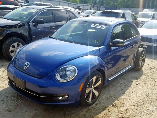 3VWVA7AT2DM618490 - 2013 VOLKSWAGEN BEETLE TUR BLUE photo 2