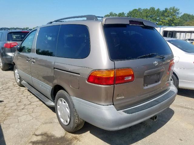 4T3ZF13C9WU037912 - 1998 TOYOTA SIENNA LE GOLD photo 3