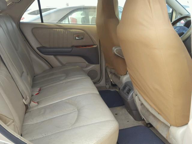 JTJGF10U230151039 - 2003 LEXUS RX 300 GOLD photo 6