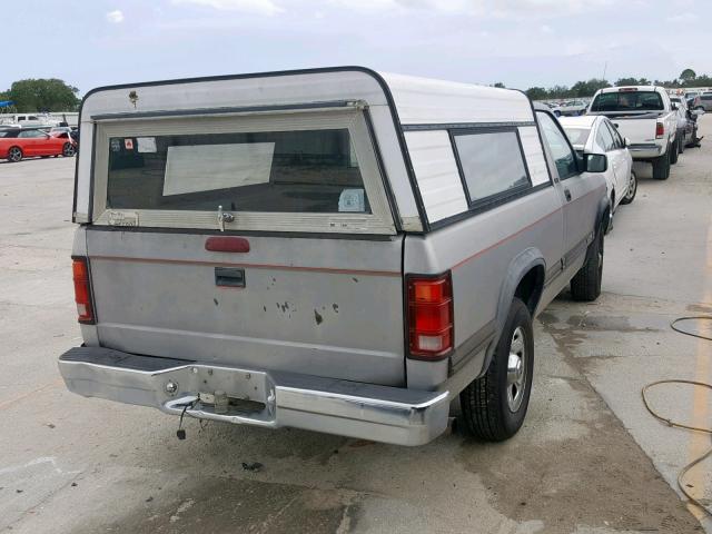 1B7FL26X7RS623781 - 1994 DODGE DAKOTA GRAY photo 4