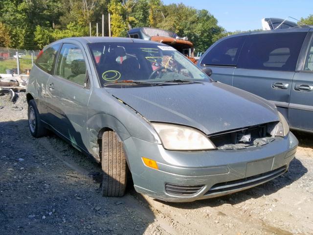 3FAFP31N05R131105 - 2005 FORD FOCUS ZX3 GREEN photo 1