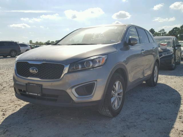 5XYPG4A35HG224848 - 2017 KIA SORENTO LX GRAY photo 2