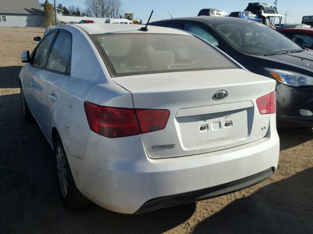 KNAFU4A21D5719995 - 2013 KIA FORTE EX WHITE photo 3