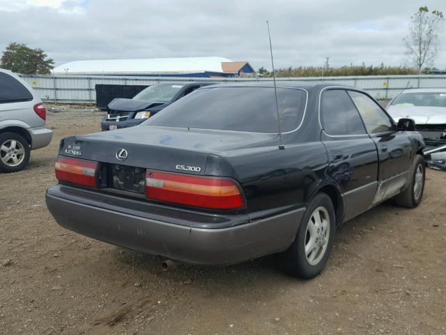 JT8GK13T9S0102659 - 1995 LEXUS ES 300 BLACK photo 4