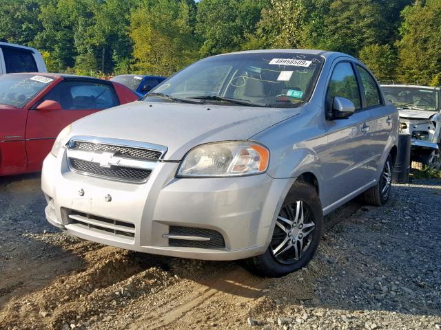 KL1TD5DE8AB091262 - 2010 CHEVROLET AVEO LS SILVER photo 2