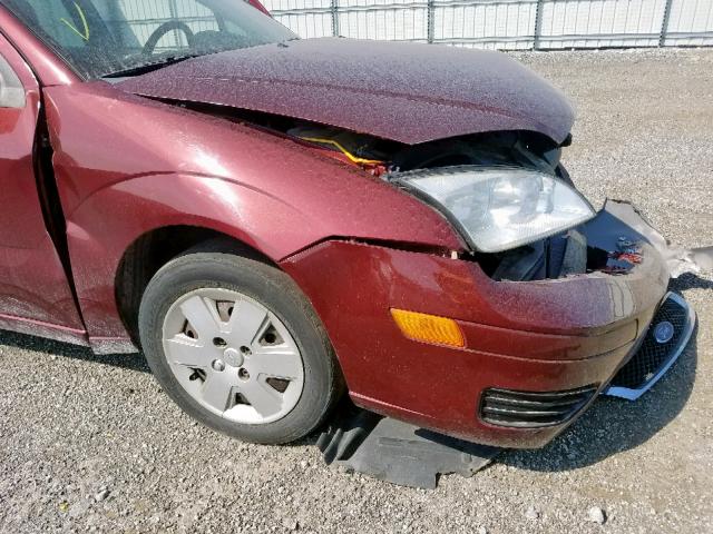 1FAFP34N46W102720 - 2006 FORD FOCUS ZX4 BURGUNDY photo 9