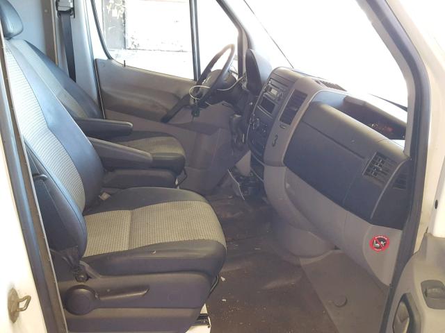 WD0PE845875185911 - 2007 DODGE SPRINTER 2 WHITE photo 5