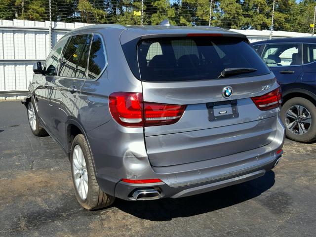 5UXKR2C50J0X09223 - 2018 BMW X5 SDRIVE3 ნაცრისფერი ფოტო 3