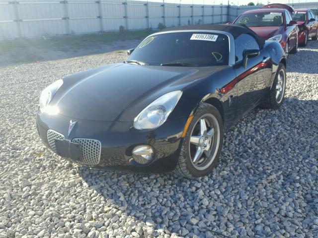 1G2MB35B97Y128843 - 2007 PONTIAC SOLSTICE BLACK photo 2