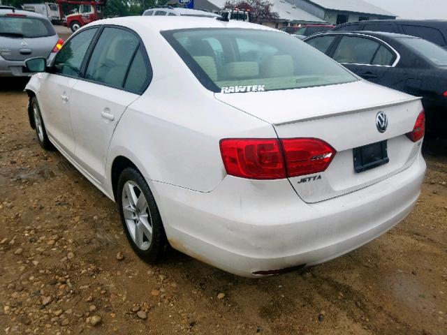 3VW3L7AJ4BM043340 - 2011 VOLKSWAGEN JETTA TDI WHITE photo 3