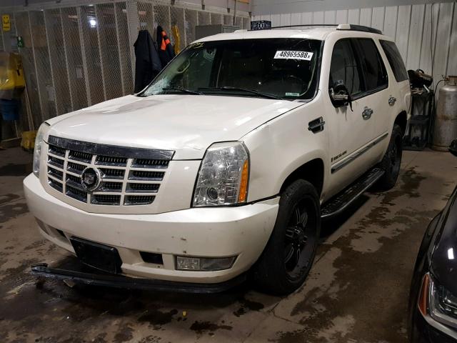 1GYFK63887R243161 - 2007 CADILLAC ESCALADE L WHITE photo 2