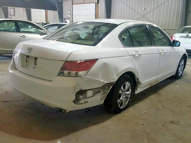 1HGCP2F42AA009357 - 2010 HONDA ACCORD LXP WHITE photo 4