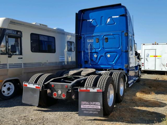 1FUJGLDR1DSBV4894 - 2013 FREIGHTLINER CASCADIA 1 BLUE photo 4