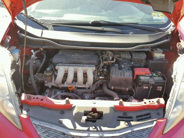 JHMGE88249C006270 - 2009 HONDA FIT RED photo 7