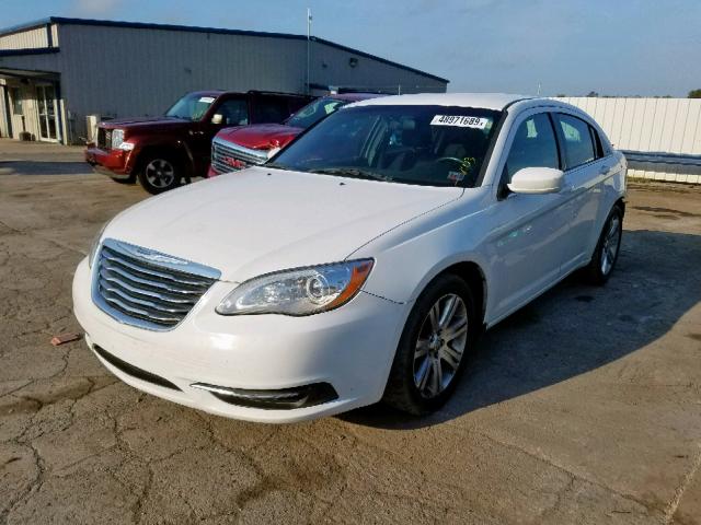 1C3CCBAB0DN660357 - 2013 CHRYSLER 200 LX WHITE photo 2