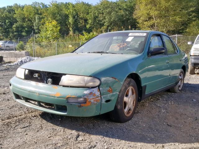 1N4BU31D1RC121671 - 1994 NISSAN ALTIMA XE GREEN photo 2