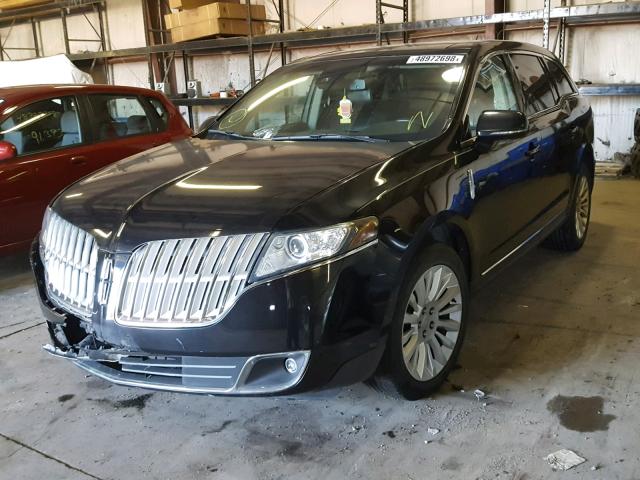 2LMHJ5FRXBBJ53800 - 2011 LINCOLN MKT BLACK photo 2