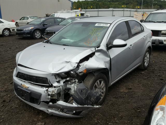 1G1JA5SH1C4210212 - 2012 CHEVROLET SONIC LS 银色 照片 2