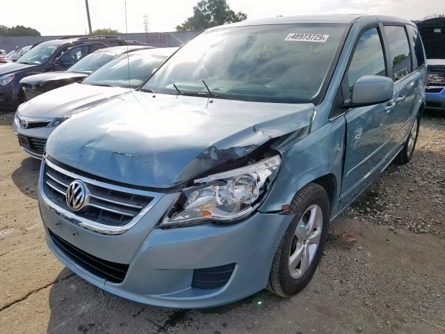 2V4RW3D16AR296035 - 2010 VOLKSWAGEN ROUTAN SE BLUE photo 2