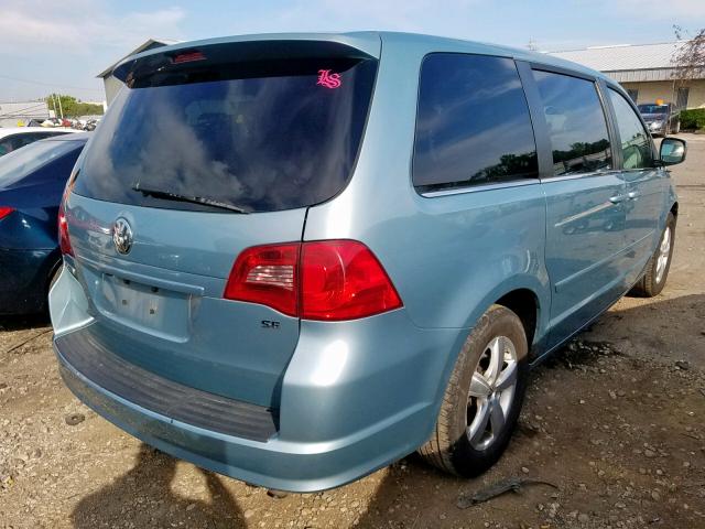 2V4RW3D16AR296035 - 2010 VOLKSWAGEN ROUTAN SE BLUE photo 4