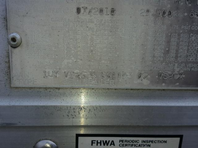 1UYVS2539BG119305 - 2011 UTILITY VS2DX WHITE photo 10