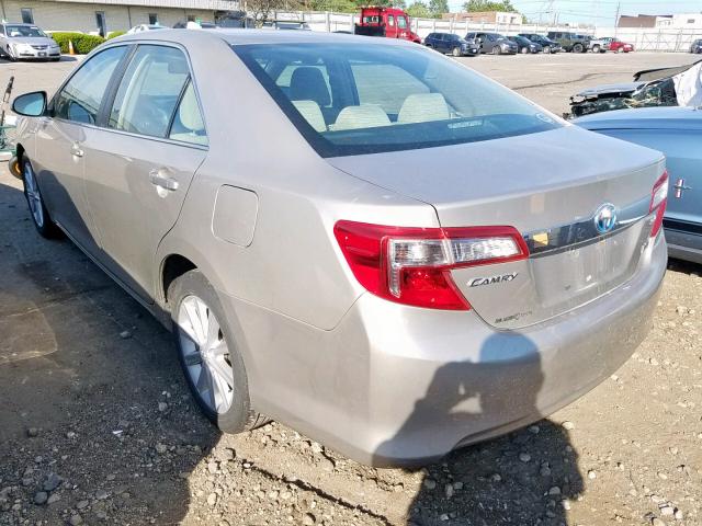 4T1BD1FK0EU099958 - 2014 TOYOTA CAMRY HYBR BEIGE photo 3