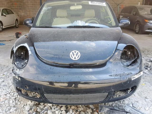 3VWRF31Y89M405610 - 2009 VOLKSWAGEN NEW BEETLE შავი ფოტო 9