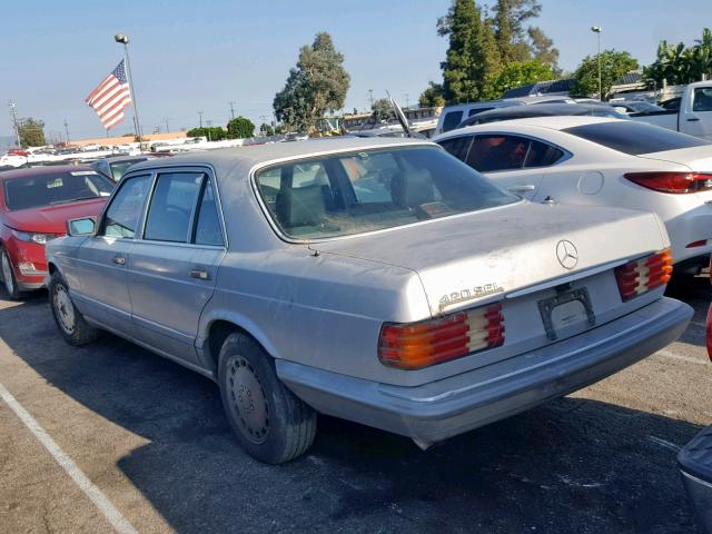 WDBCA35E6LA545357 - 1990 MERCEDES-BENZ 420 SEL SILVER photo 3