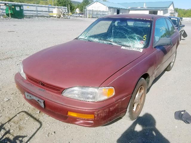 4T1CG12K9TU748056 - 1996 TOYOTA CAMRY DX MAROON photo 2