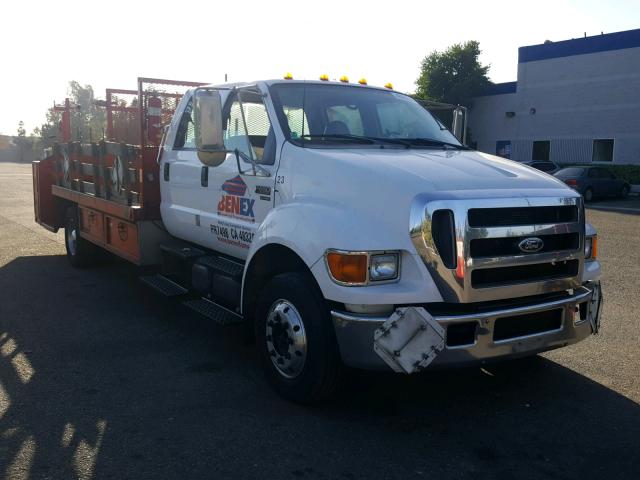 3FRNW65N75V205537 - 2005 FORD F650 SUPER WHITE photo 1