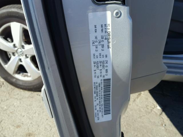 2V8HW34119R558808 - 2009 VOLKSWAGEN ROUTAN SE SILVER photo 10